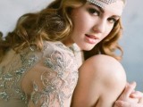 a bold sheer headband with embellishments is a fantastic idea for a bride who wants an art deco look but with a modern feel