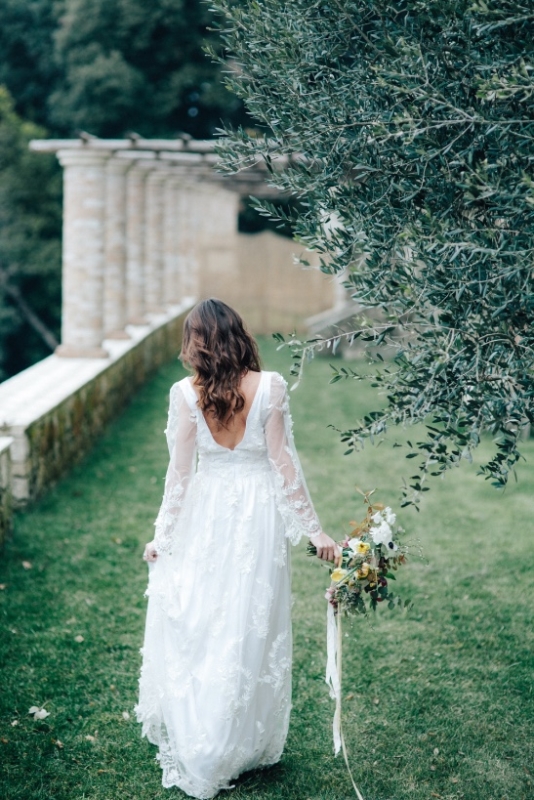 Elegant fall tuscany themed wedding inspiration  19