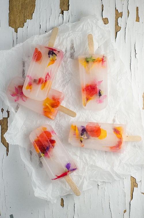edible flower popsicles are very refreshing and perfect for a summer bridal shower