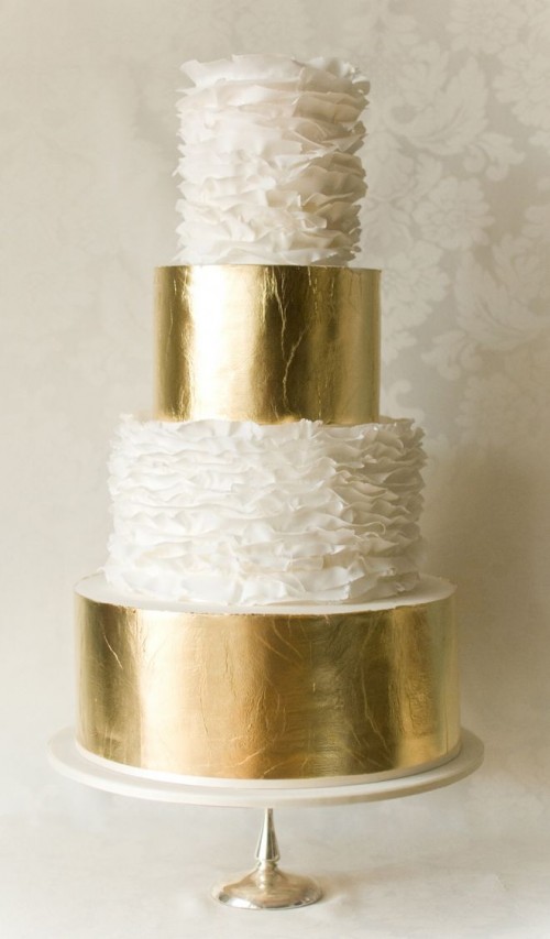 gold and white ruffle wedding cake of 4 tiers is a pretty glam idea for a modern and chic wedding