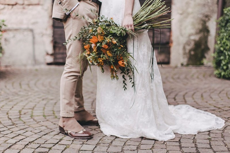 Picture Of fall rustic and retro inspired italian wedding shoot  9