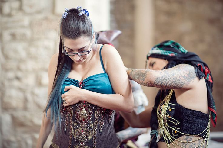 Picture Of fun and creative pirate wedding in italy  6
