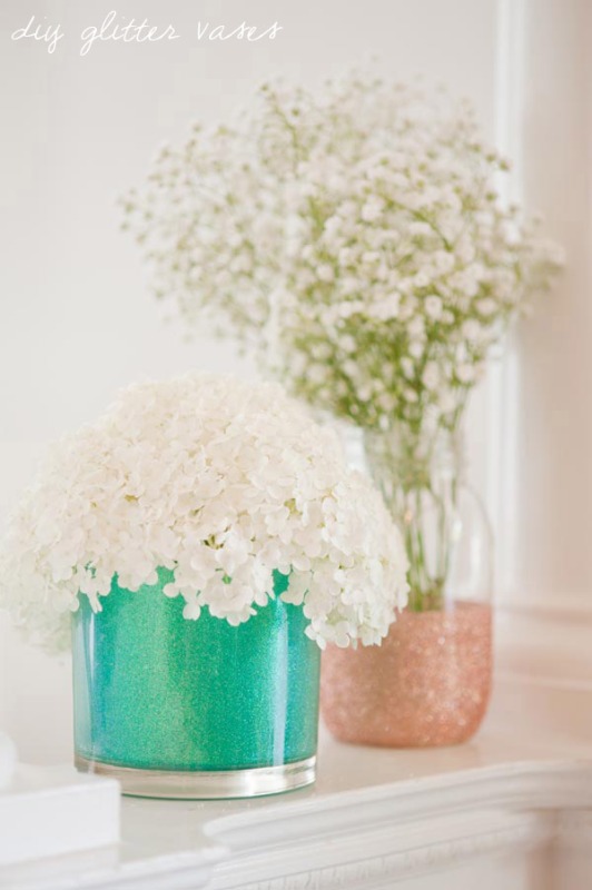 Glamorous Diy Glitter Vases For Your Wedding Table Decor