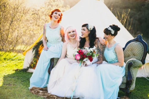 Glamorous Little Adventure: Unique Outdoor Bridal Party