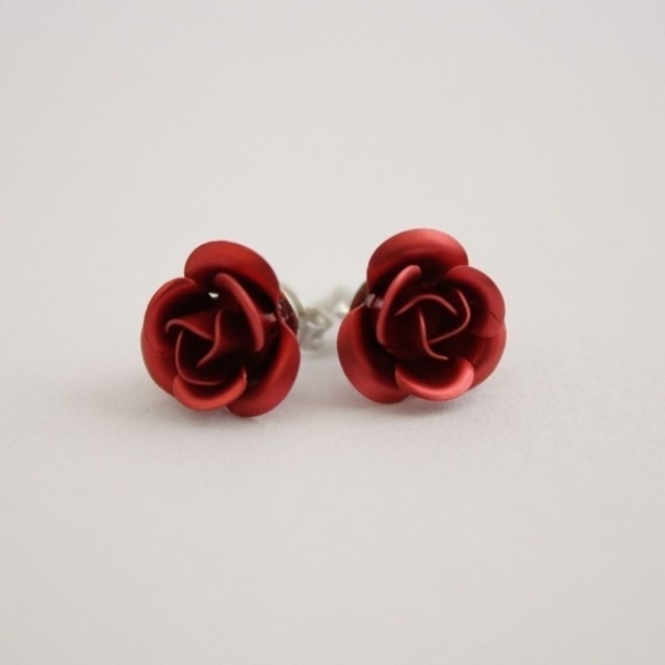 deer red floral earrings will brign a touch of color and do it in a subtle way