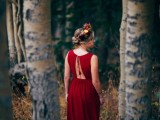 gorgeous-rich-red-fall-bridal-session-9