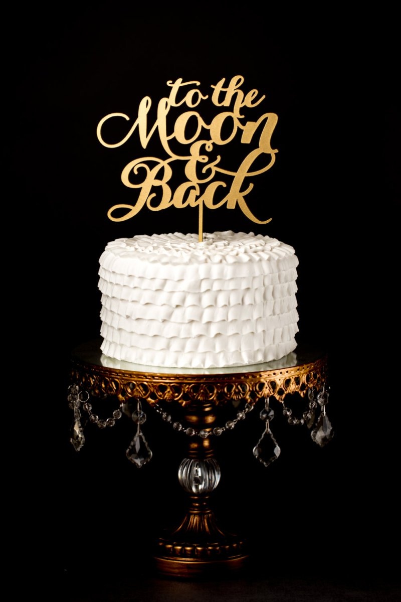 Gorgeous statement cake toppers youll love  14
