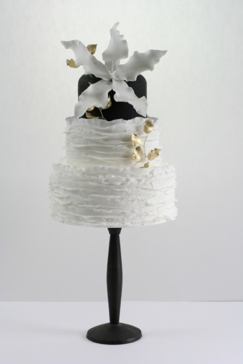 Hand Baked Contemporary And Beautiful Cakes By Victoria Made