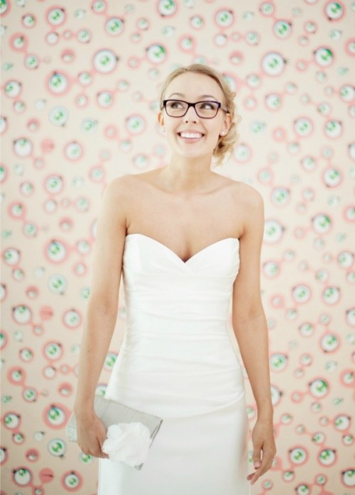 How To Choose Glasses For Your Wedding Day