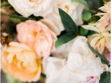 how-to-create-a-perfect-spring-peach-flower-centerpiece-and-a-bouquet-4