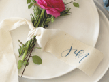 lovely-diy-rosemary-and-ranunculus-place-card-table-settings-2