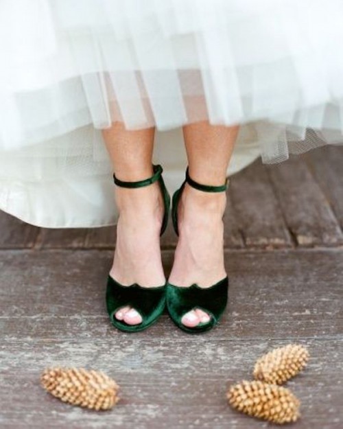 lovely and refined dark green velvet wedding shoes are a cool way to add a bit of color to your look for a fall or winter wedding