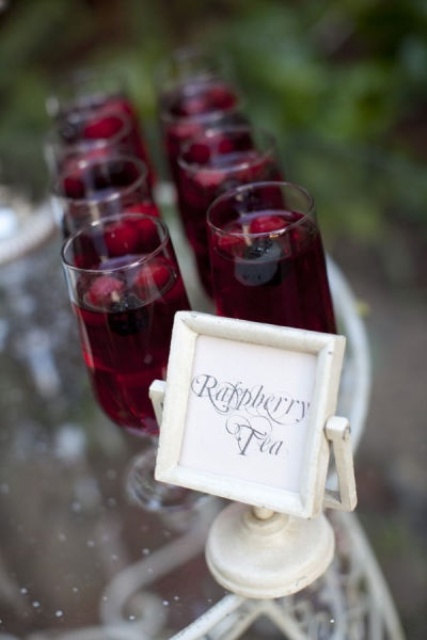 raspberry tea of a marsala shade is a great alternative to real wine, perfect if you don't want to serve alcohol