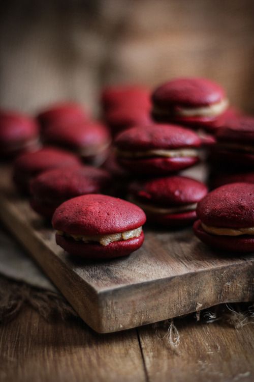 marsala macarons are amazing for a fall or winter dessert table or can be given as wedding favors