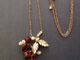a refined necklace with pearls, gold leaves and marsala berry beads is a lovely and chic idea for a winter or fall bride