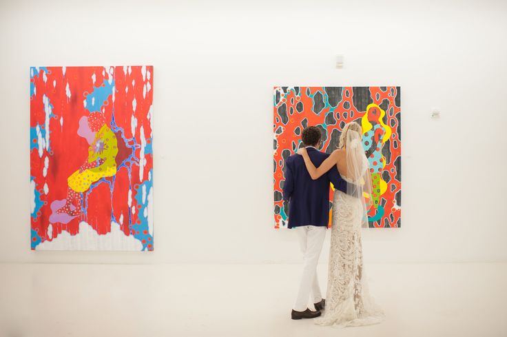 Modern art gallery wedding full of personality  1