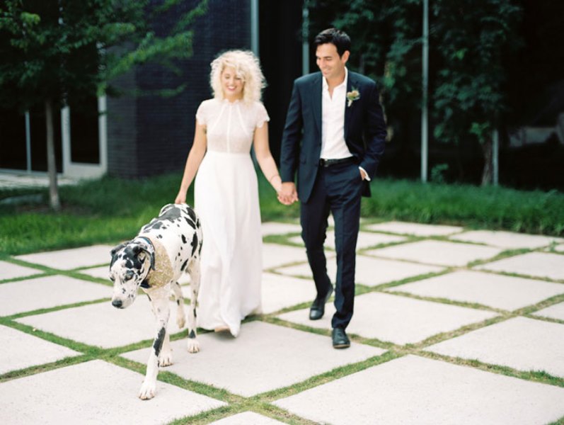Picture Of modern wedding shoot at the georgia museum of art  12