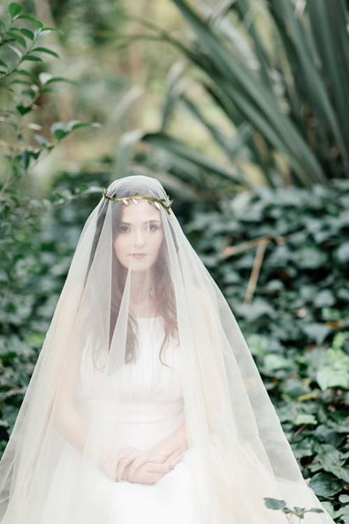 Mysterious Fairytale Fall Wedding Inspiration