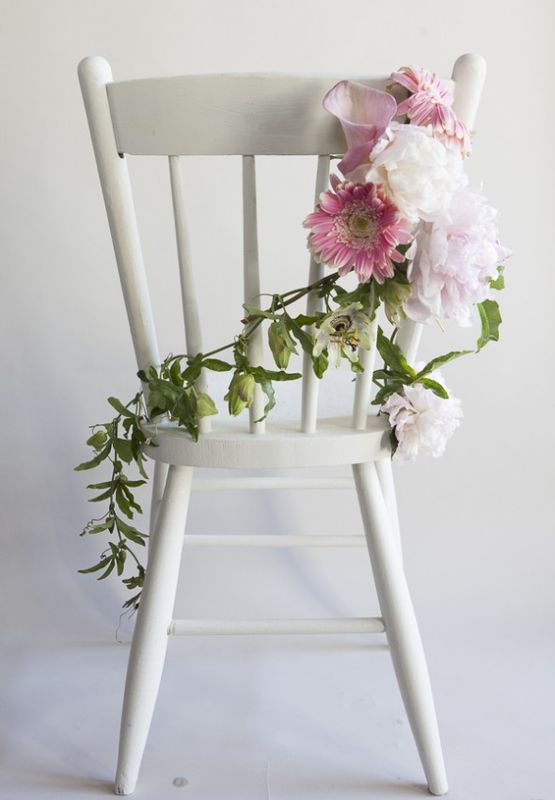 Perfectly Cute Diy Flower Chair Garland To Make