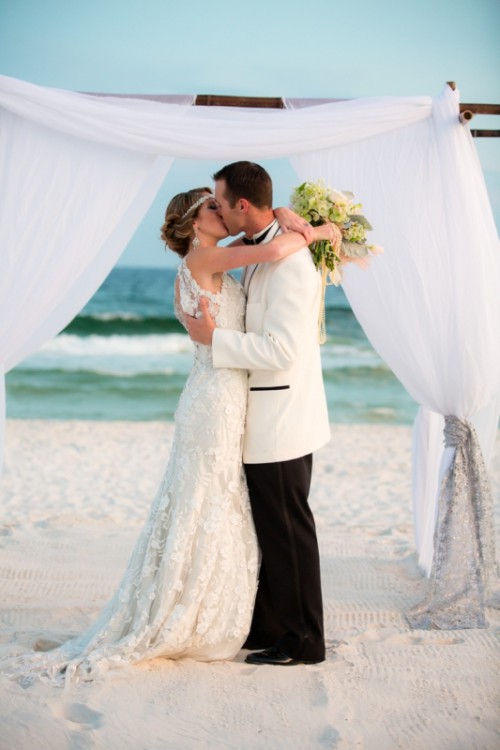 Pink And Silver Glamorous Great Gatsby Wedding Inspiration On The Beach