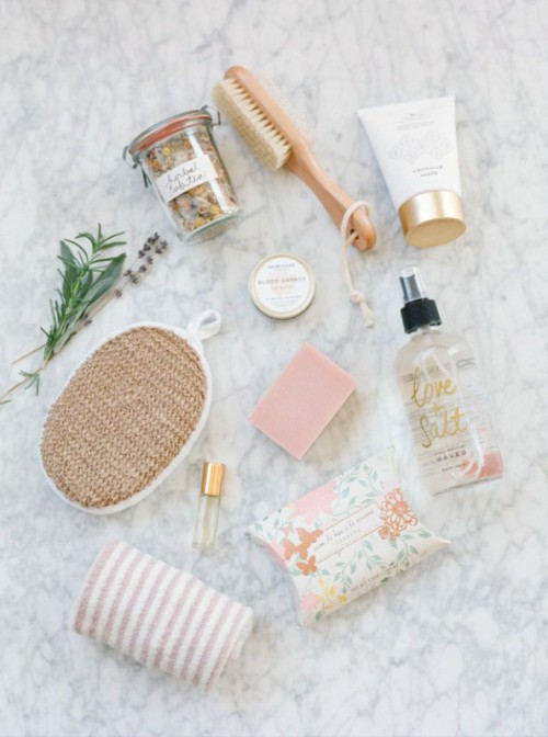 Pretty And Useful DIY Pamper Basket For Bridesmaids