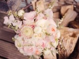 pretty-pastel-wedding-inspiration-in-rustic-style-2