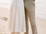 romantic-and-relaxed-beach-engagement-session-5