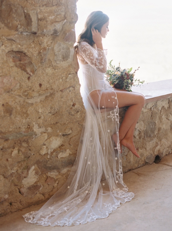 Picture Of romantic bridal boudoir session at cherokee castle  5