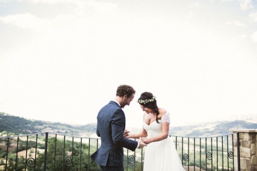 Romantic Destination Wedidng With Blush Hints In Tuscany