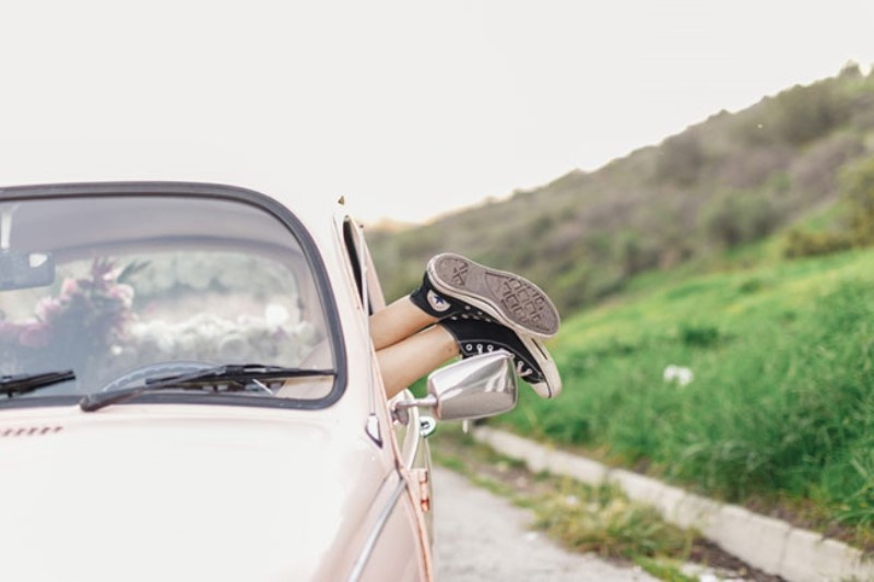 Picture Of romantic hollywood engagement session with a vintage car  8