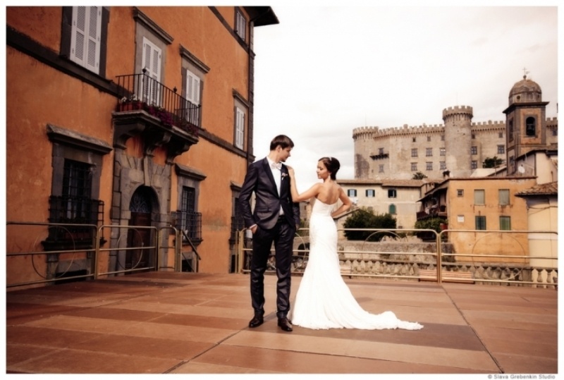 Picture Of romantic modern destination wedding in rome  15