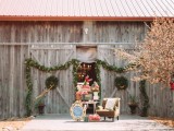 rustic-chic-barn-wedding-inspiration-1