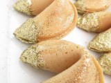 fortune cookies with gold glitter are an amazing way to find out what you will have next year