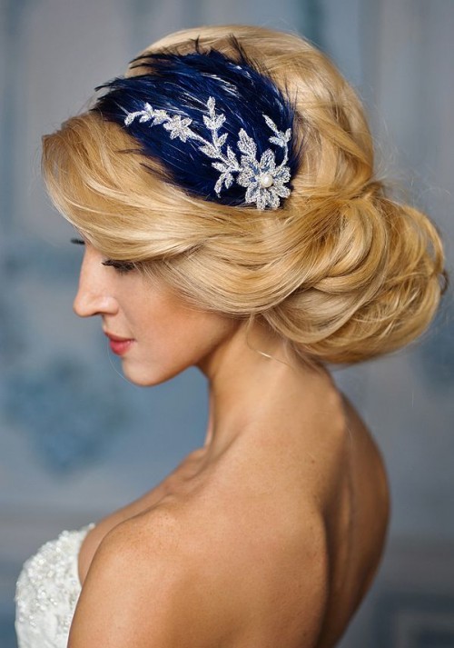 navy and white lace plus a pearl headpiece to accent a refined vintage bridal look