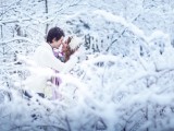Tender And Cozy Snowy Wedding Photo Shoot