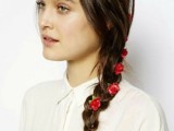 the-hottest-2015-wedding-trend-15-lovely-mini-floral-hair-pins-15