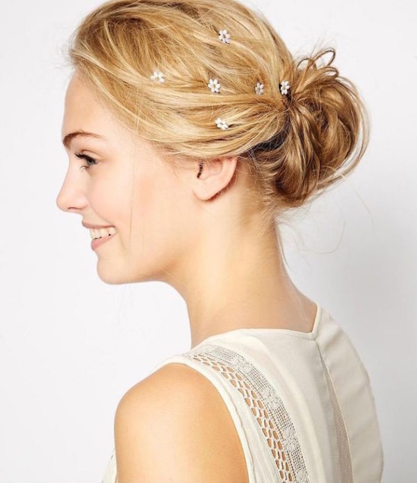 The hottest 2015 wedding trend 15 lovely mini floral hair pins  5
