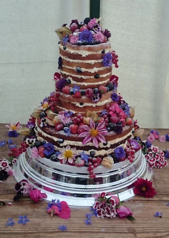 Picture Of the hottest 2015 wedding trend 25 lovely flowerfetti wedding cakes  16