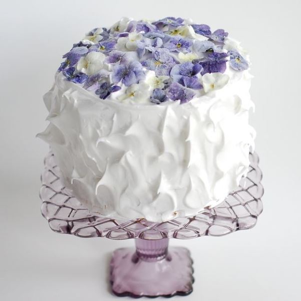 Picture Of the hottest 2015 wedding trend 25 lovely flowerfetti wedding cakes  20