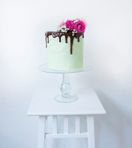 The Hottest Wedding Trend: 17 Sweet And Fun Color Drip Wedding Cakes
