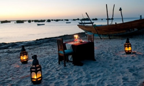 Top 10 Romantic Tables For Two On Your Honeymoon