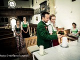 traditional-austrian-wedding-in-the-13th-century-church-10