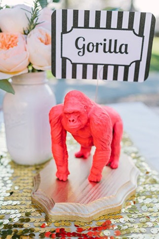 Unique And Whimsy Diy Animal Table Identifiers