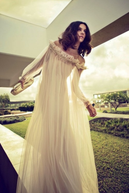 Very Elegant And Glam Wedding Dreses By Zahavit Tshuba