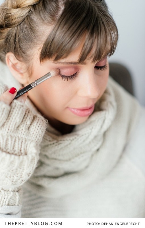 Warm And Glam Diy Shimmering Smokey Eye Makeup For A Bride