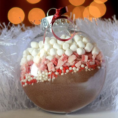 sheer ornaments filled with hot cocoa mix are great to give themm as favors, they are very cozy and won't cost a lot