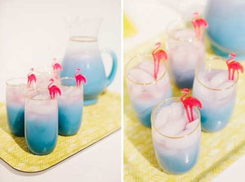 blue cocktails topped with pink domingo toppers are amazing for a wedding or any pre-wedding party, they look super tropical and cool