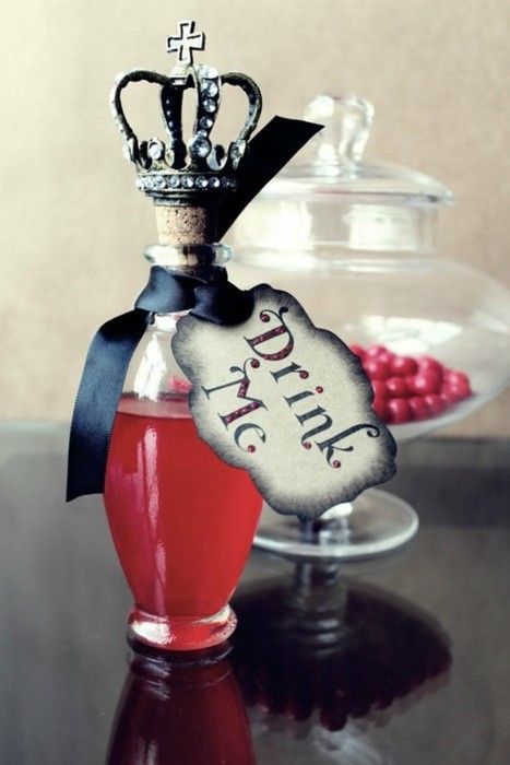 cool Drink Me bottle with a tag is a lovely favor for a Halloween bridal shower or a Halloween wedding and it's easy to make